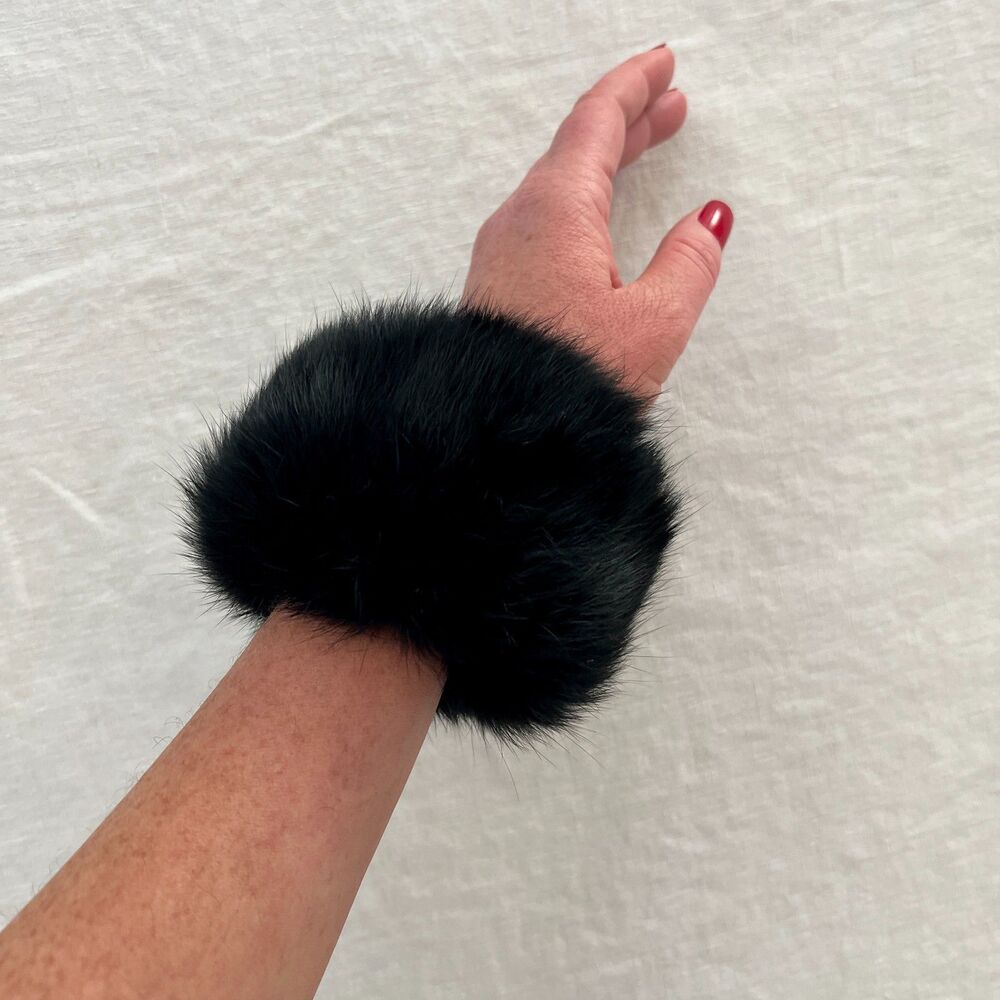 SPI 25 Genuine Rabbit Fur Black Wrist Cuffs Y2K Glam Wrist Warmer Bracelets (OS)